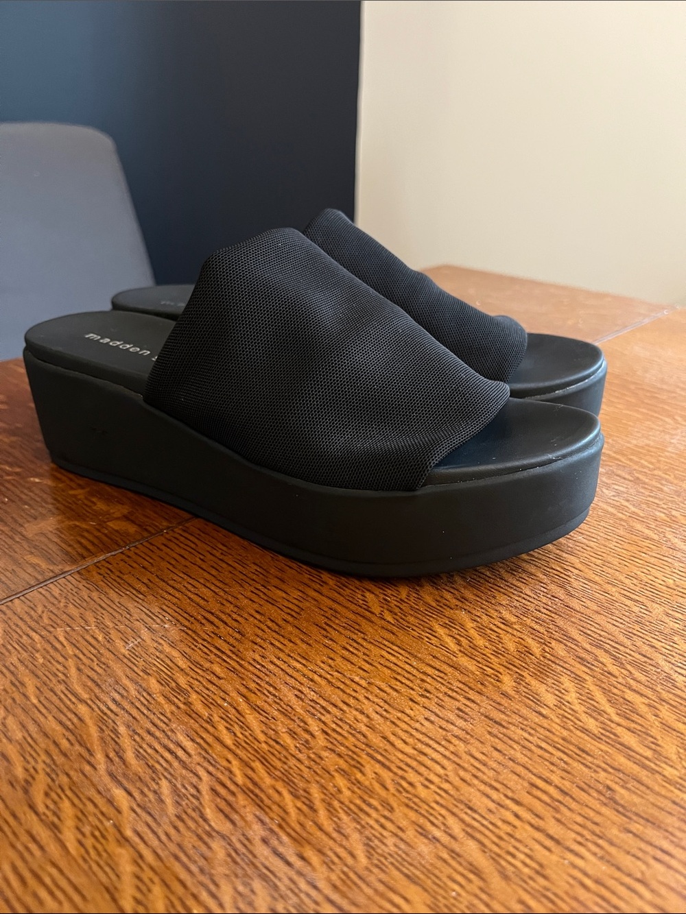 Madden girl black sandals